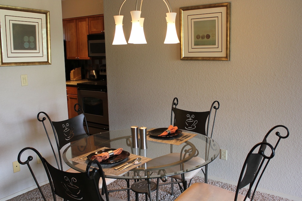 Adobe Village Inn - photo 27