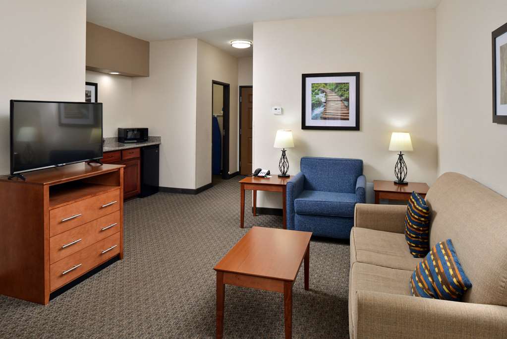 Best Western Big Spring Lodge - photo 13