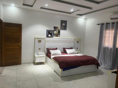 Casa Provencale Darou Salam Immo 21245743 — Thies