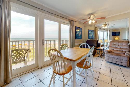 La Internacional Condominiums #203 — 4-Star Luxury Hotel in South Padre Island, United States