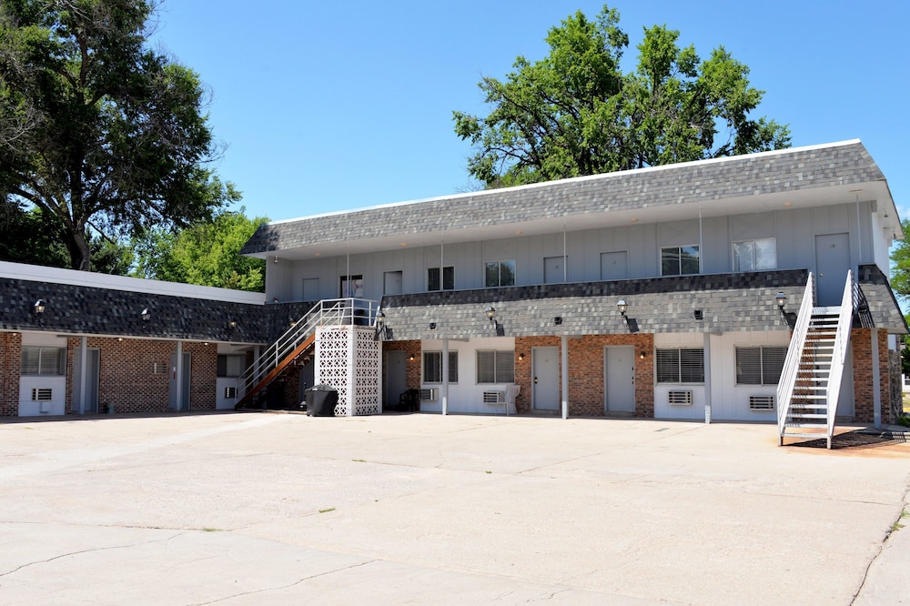 The Oakwood Inn - photo 28