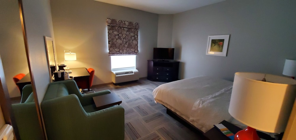 Hampton Inn Miami - photo 9