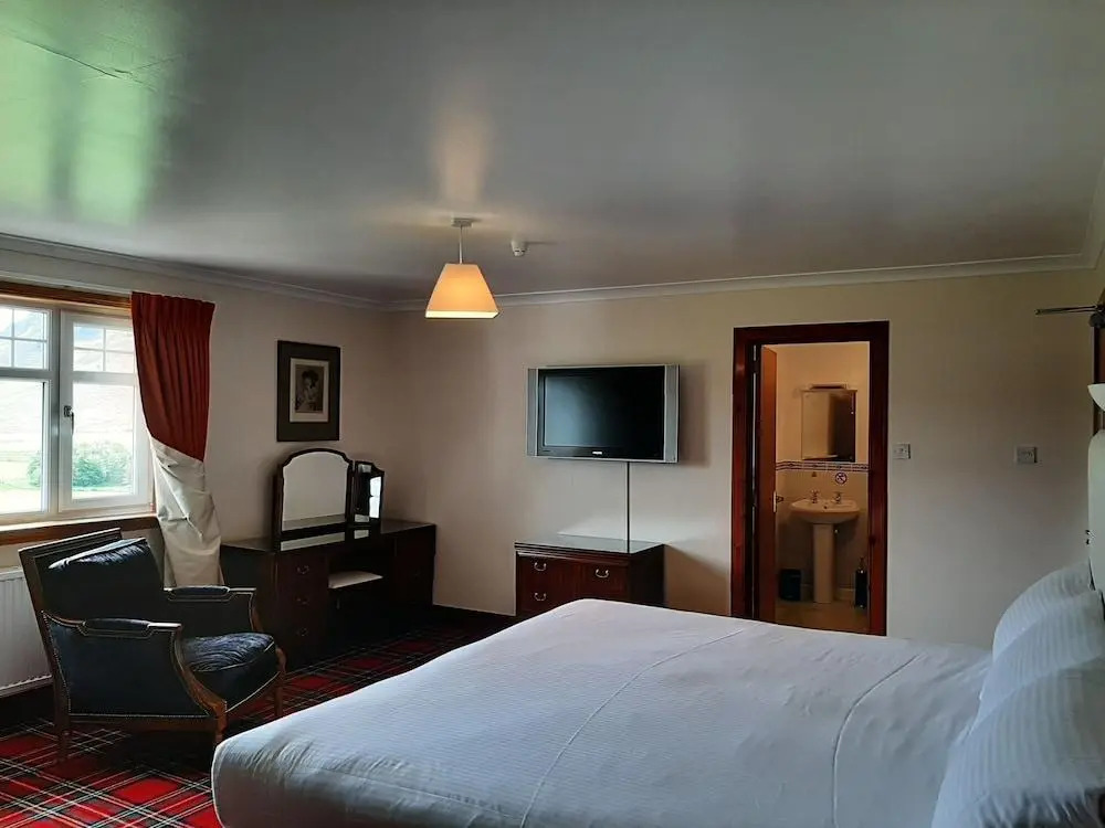 Laggan Hotel - carbon neutral hotel in Newtonmore