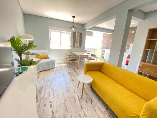 Apartamento Gertrudes — 4-Star Luxury Hotel in Setubal, Portugal