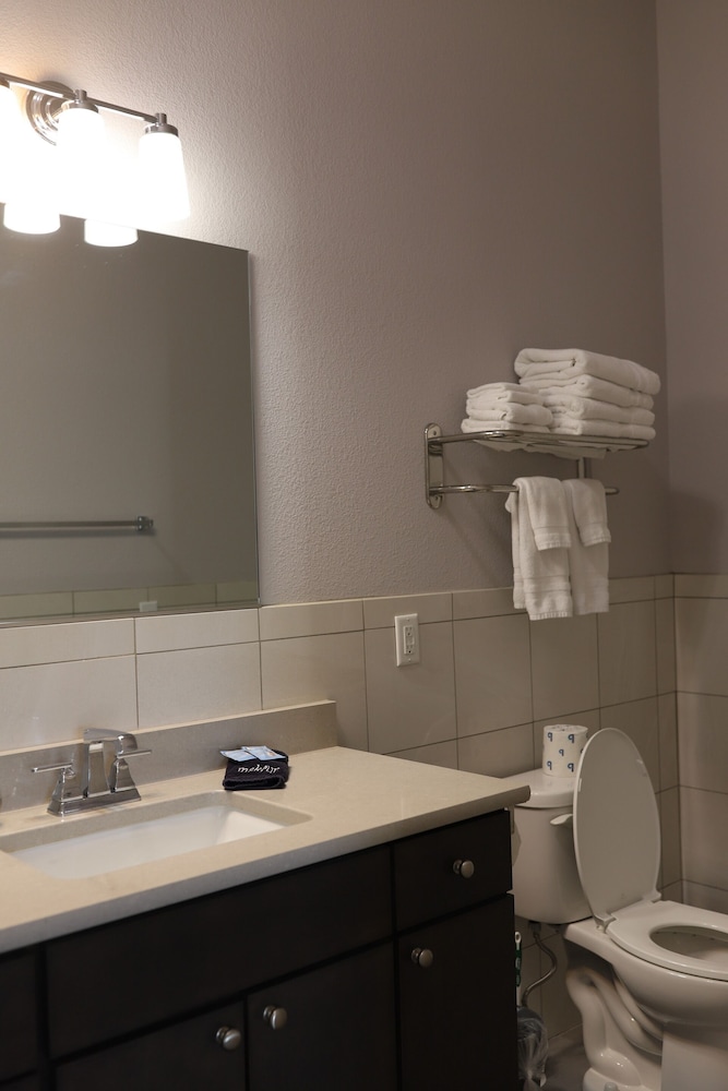 Cornerstone Inn - photo 35