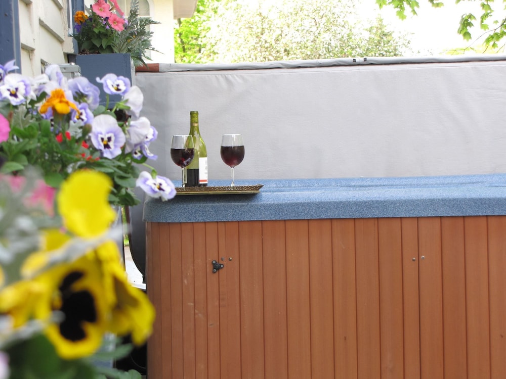 Taylor Edes Inn - photo 13