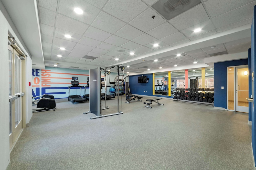 Hampton Inn & Suites by Hilton Mesquite - photo 35