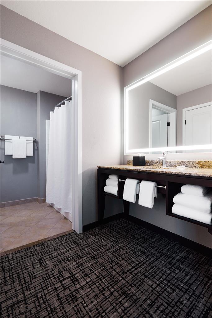 Hyatt House Seattle Bellevue - photo 33