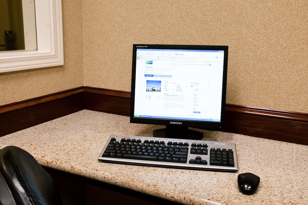Holiday Inn Express Clanton by IHG - photo 24