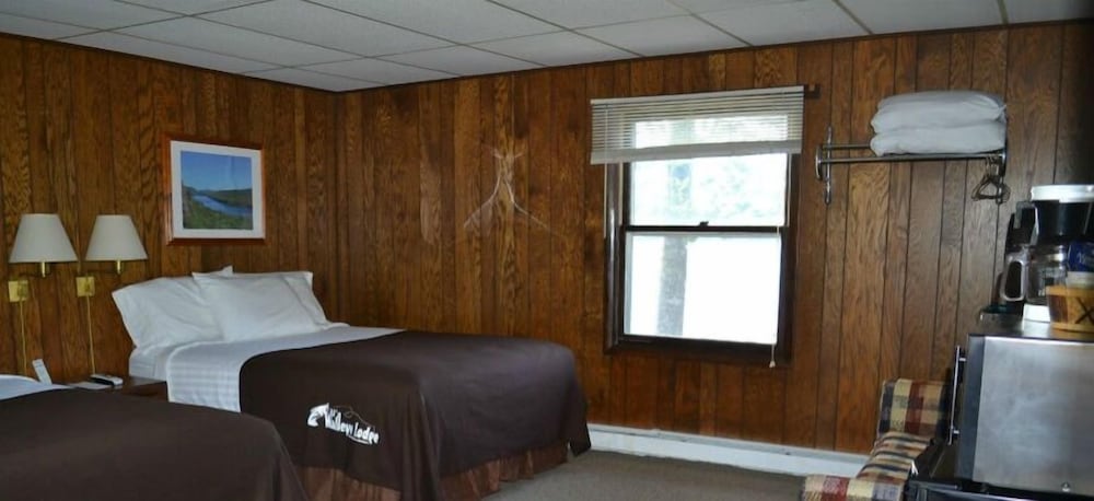 AJ's Lodge and Oven - photo 8