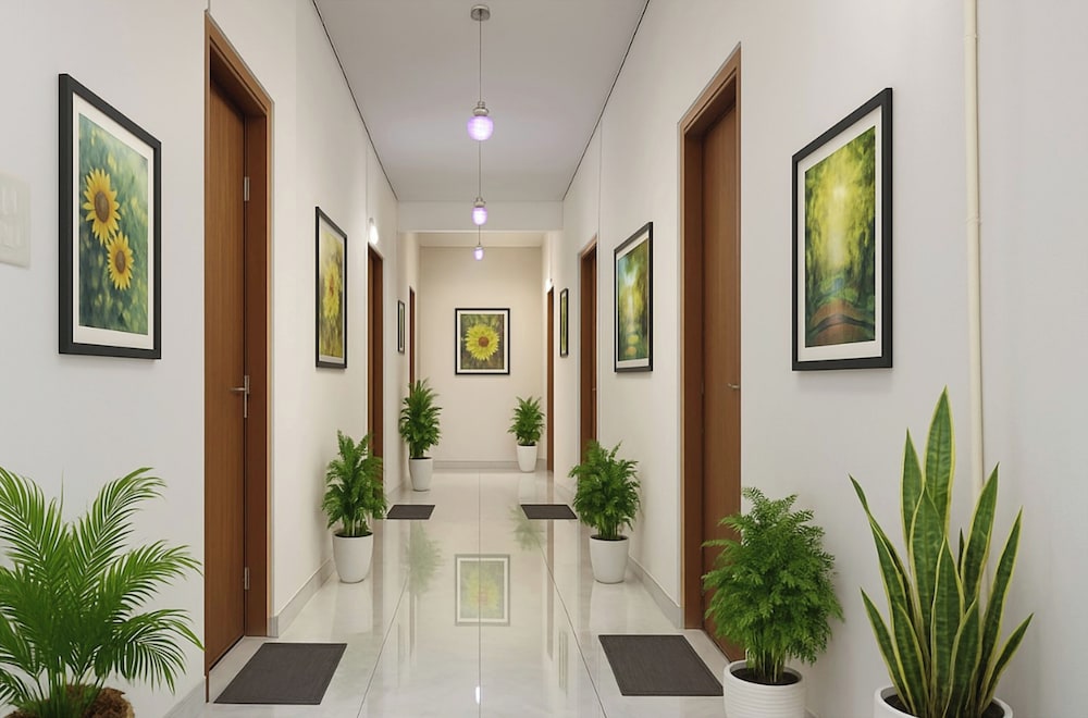 Hotel Ramayana Grand Near Ram Mandir — Ajodhya — photo 2