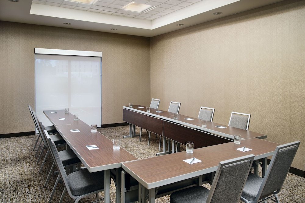 Springhill Suites by Marriott Richmond Northwest - photo 40