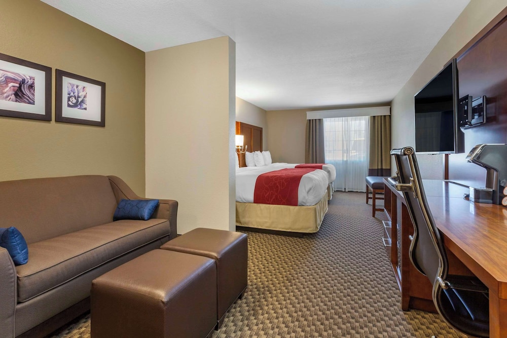 Spark by Hilton Tempe Phoenix Airport - photo 16