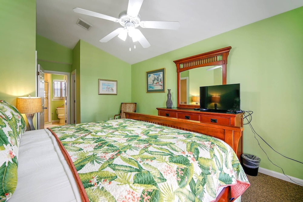 Coral Palm by Avantstay Key West Walkable Gated Community & Shared Pool - photo 34