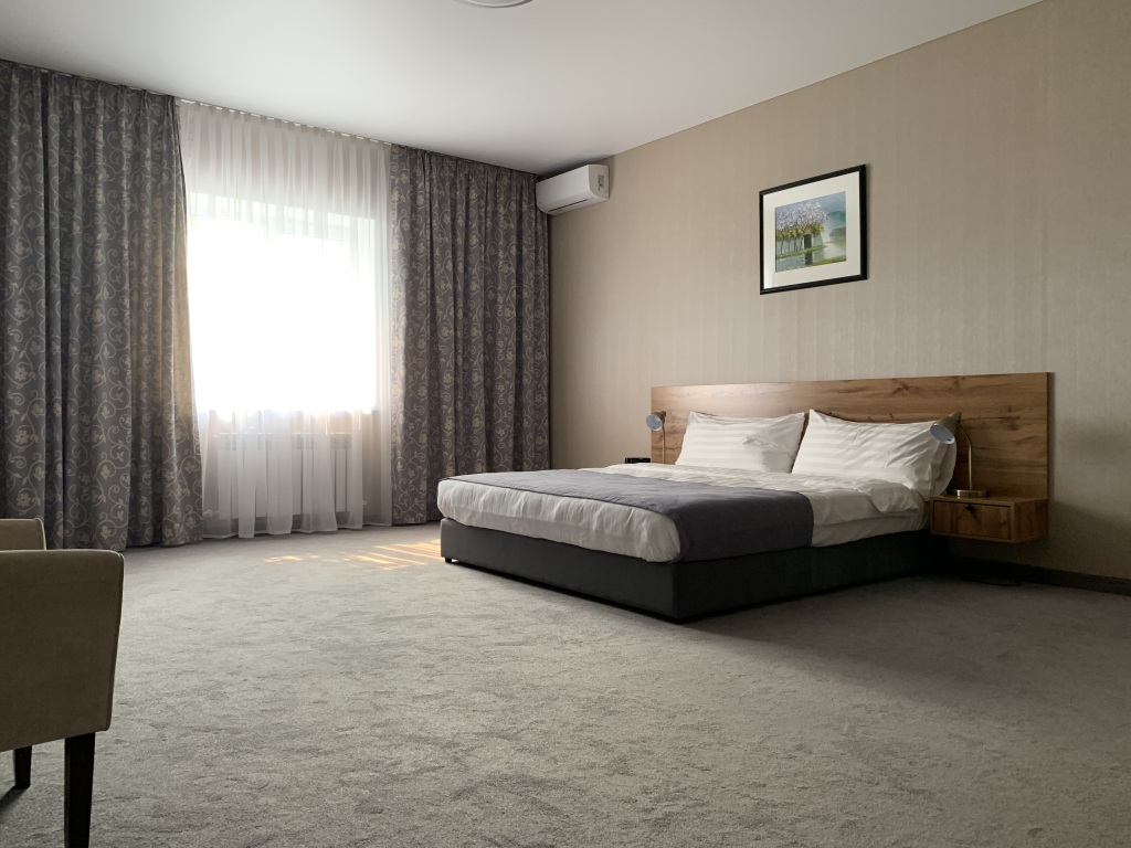 Sto gostey in Yuzhno-Sakhalinsk, Russia