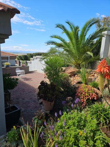 Three Stones Executive Apartments — 4-Star Luxury Hotel in Maseru, Lesotho