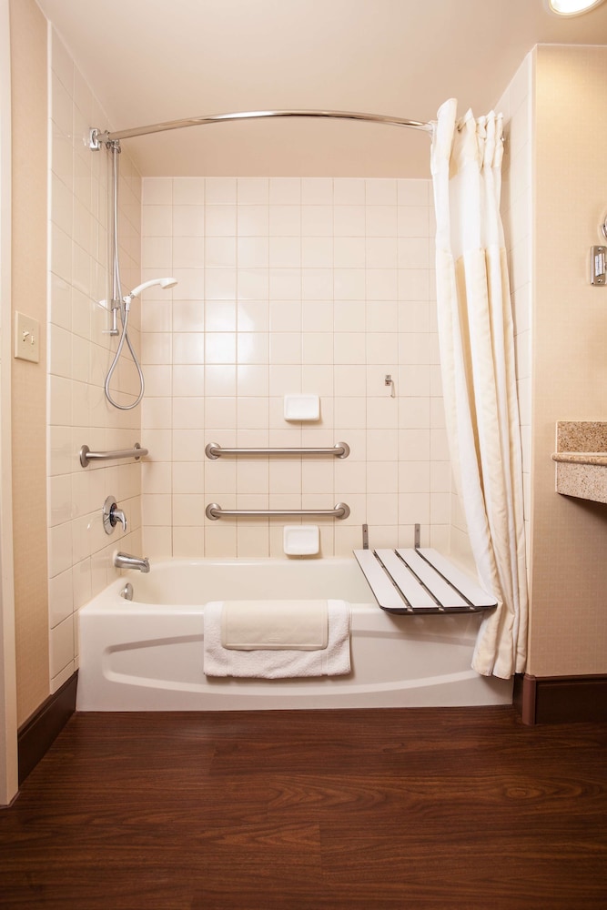 Hilton Garden Inn El Paso University - photo 16