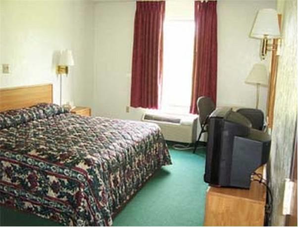 Motel 6 Ghent - photo 2