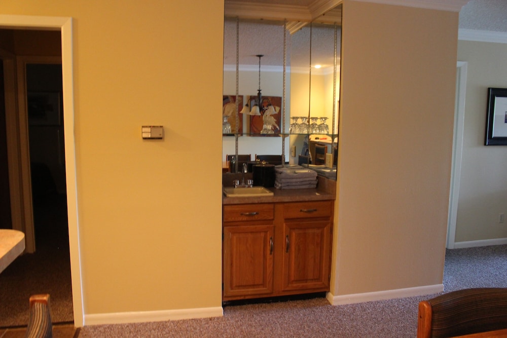 The Wharf Resort - photo 5
