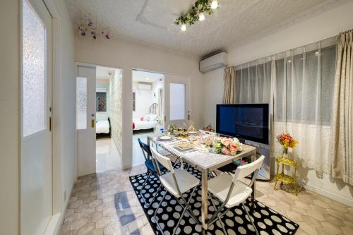 Diamond Moon Palace Takadanobaba 2 stops to Shinjuku in Tokyo, Japan