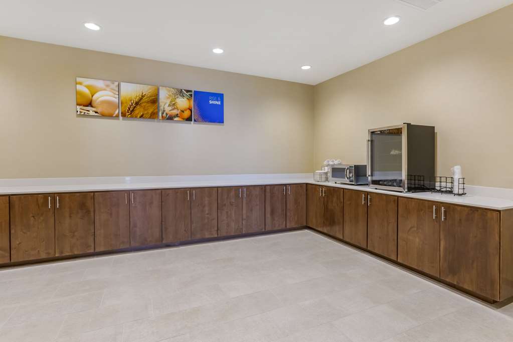 Comfort Suites Albuquerque Airport - photo 30