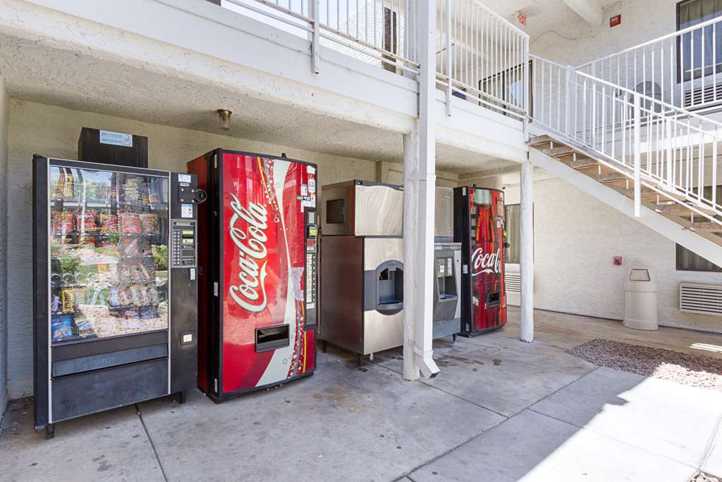 Motel 6 Mesa South - photo 25