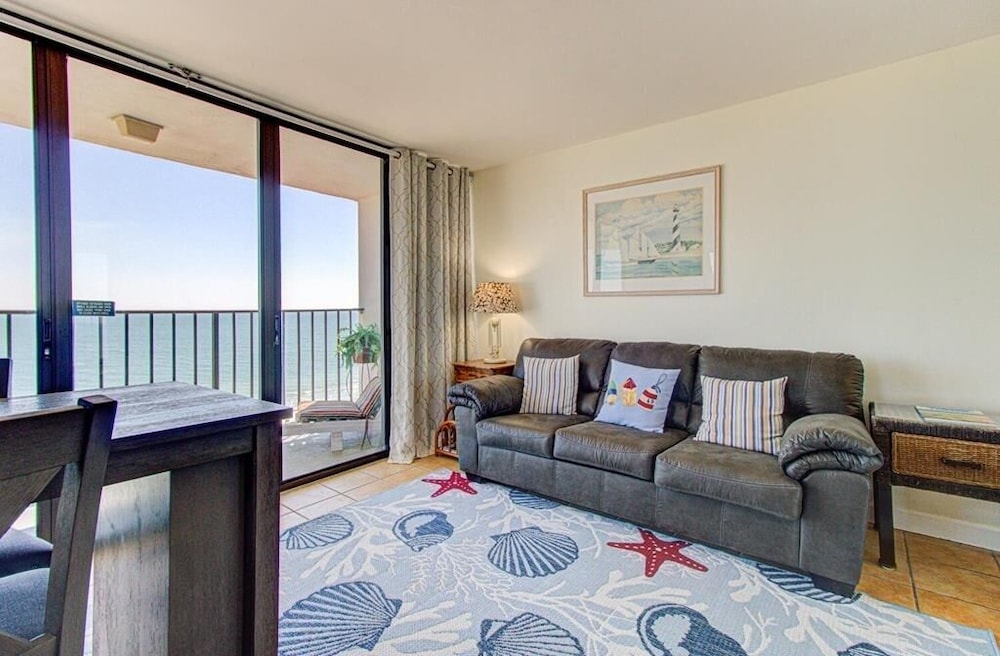 0901 Salty Dayz Tower 1 Bedroom Condo - photo 16