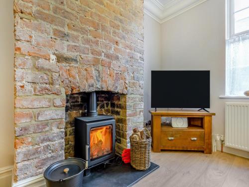 Glossop Cottage