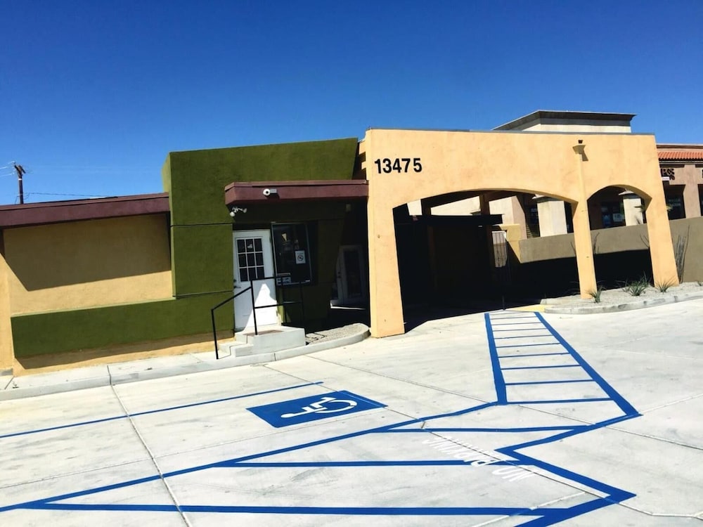 Europa Inn & Suites - photo 38