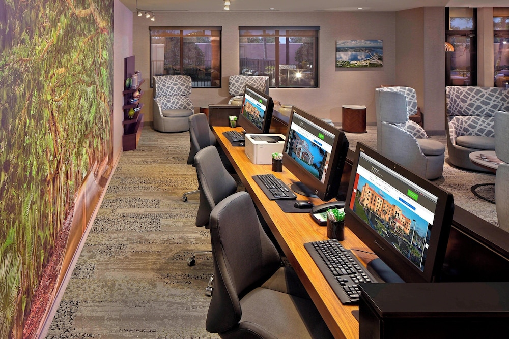 Courtyard By Marriott Stuart - photo 28