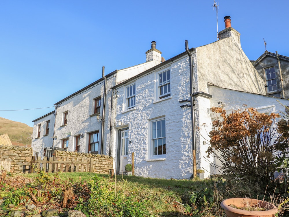 Howgill Cottage — 5-Star Luxury Hotel in Sedbergh, United Kingdom