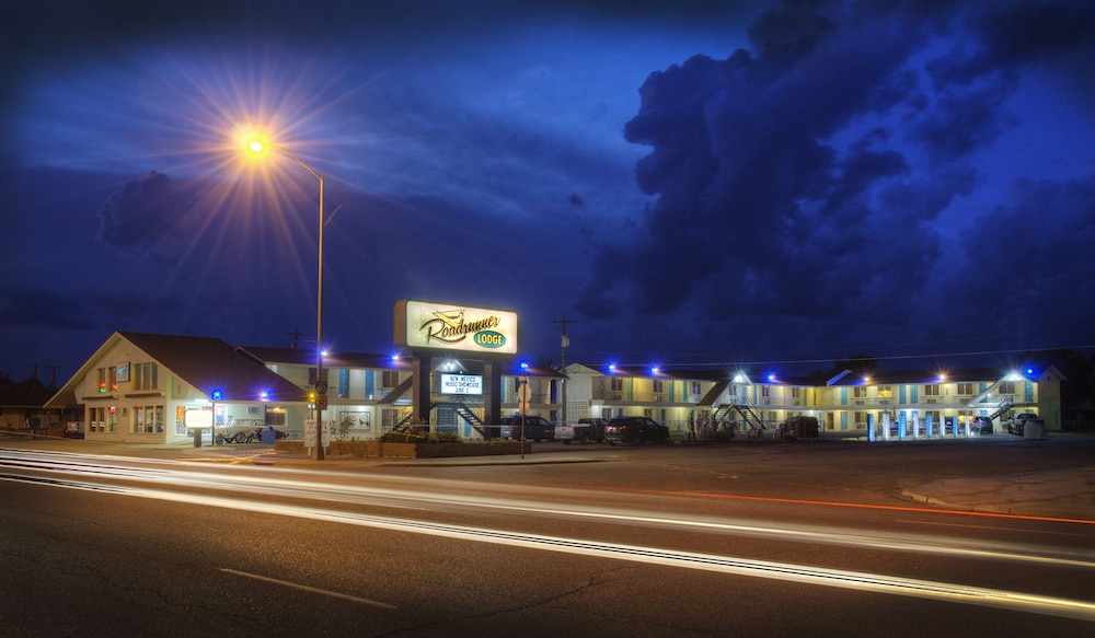 Roadrunner Lodge - photo 2