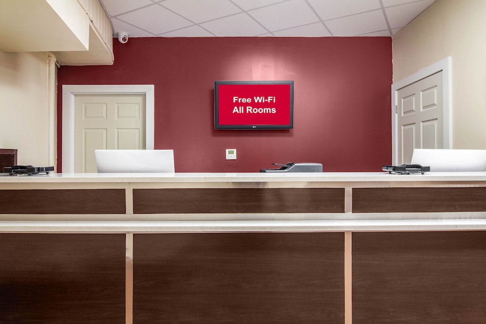 Red Roof Inn Perrysburg - photo 2