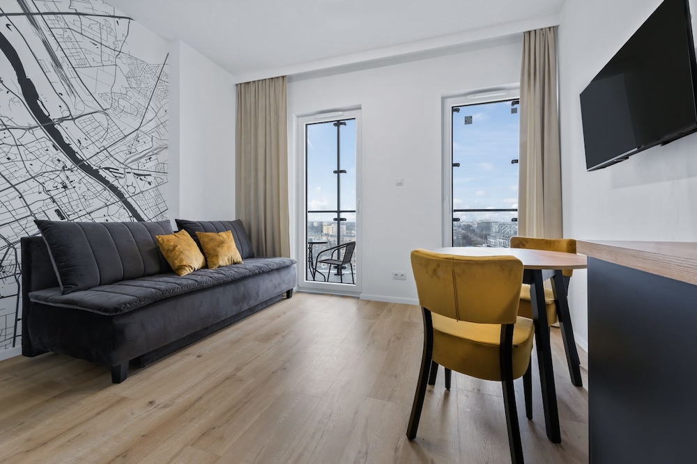 Warsaw Concierge Tower - last minute hotel in Warsaw