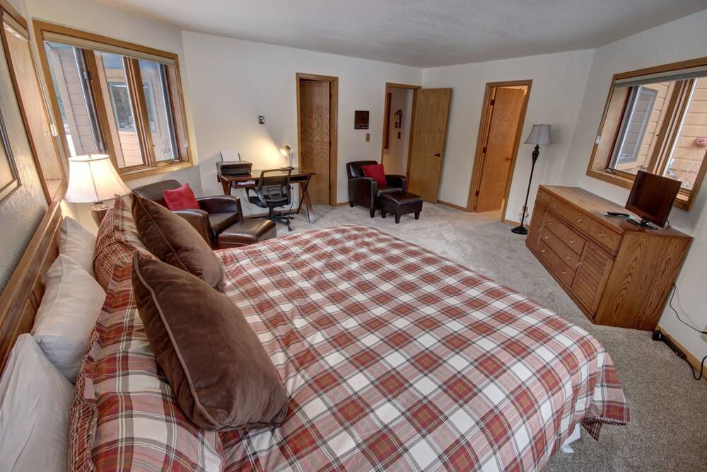 Frostfire E10 by SummitCove Vacation Lodging - photo 3