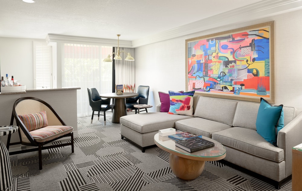 Le Parc at Melrose - photo 9