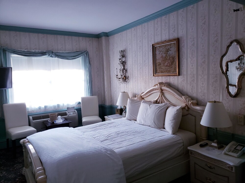 Lowell Inn - photo 49