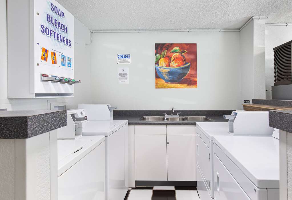Super 8 by Wyndham Johnson City - photo 34