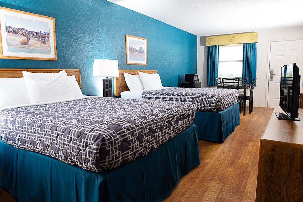 Riata Inn Texas - photo 3