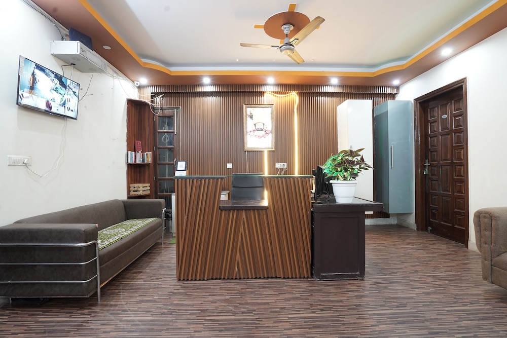 Hotel Raj Mahal in Bilaspur, India