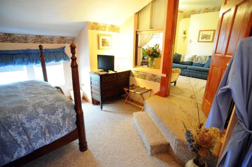 Wildflowers Inn - photo 12