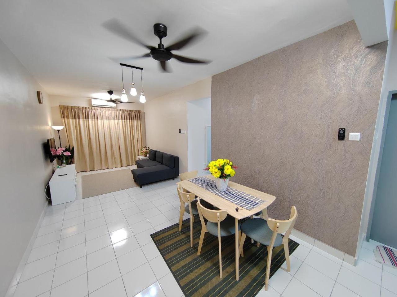 Zanayra Homestay — 4-Star Luxury Hotel in Malacca, Malaysia