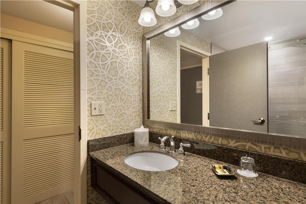 Best Western Plus The Normandy Inn & Suites - photo 29