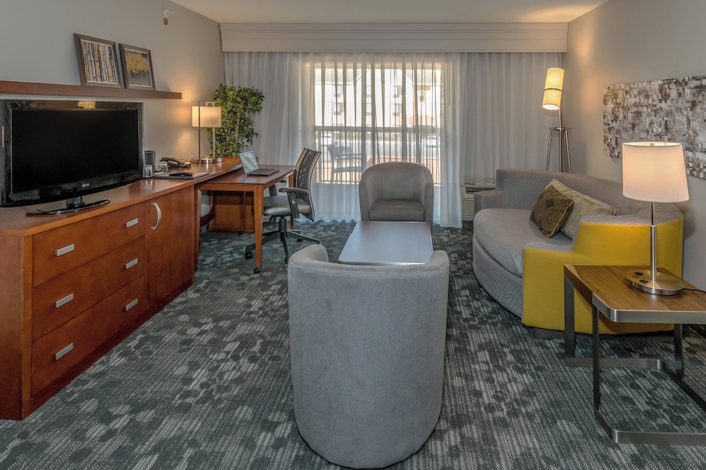 Courtyard by Marriott Panama City - photo 28