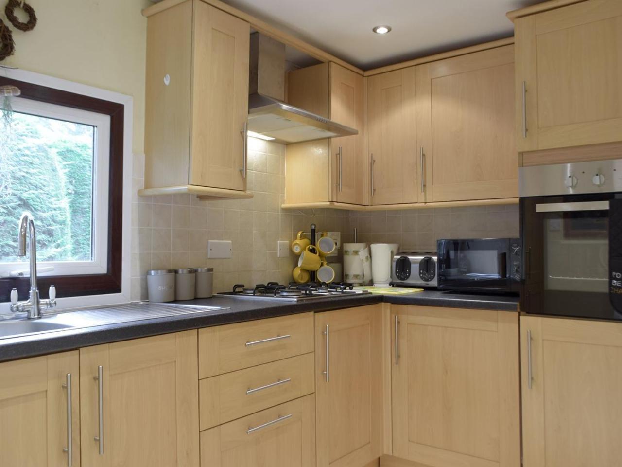 Owls About Uk6756 — hotel in Newcastle Emlyn
