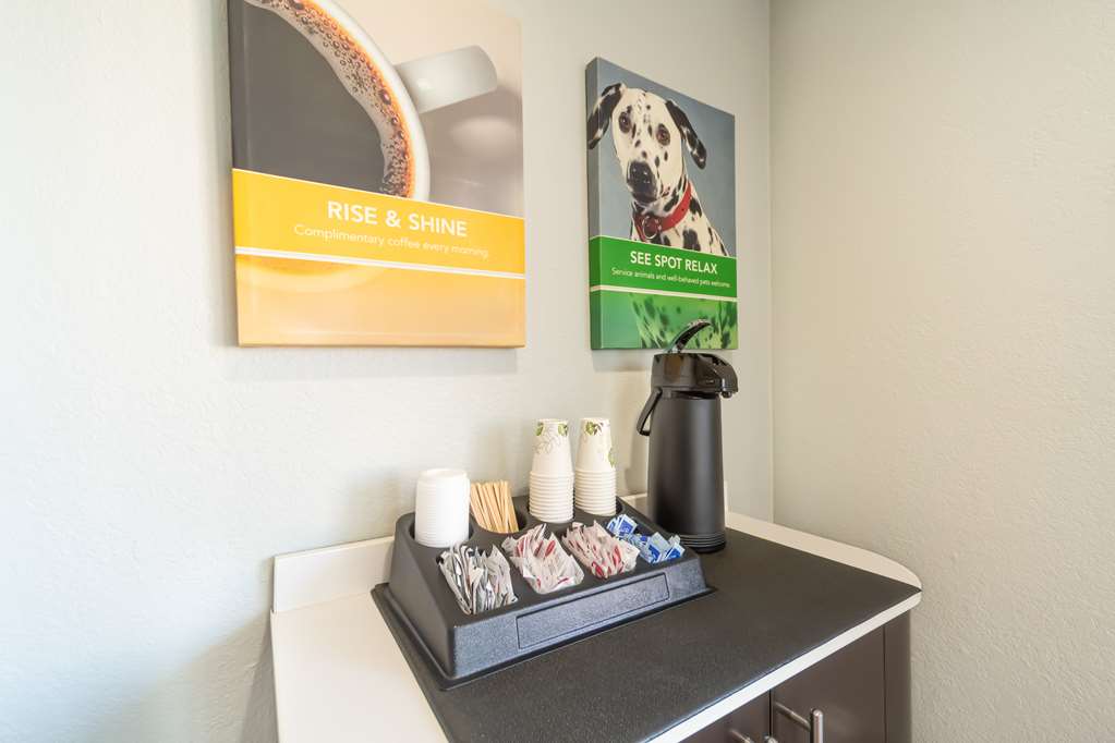 Motel 6 Del Rio Tx - photo 26