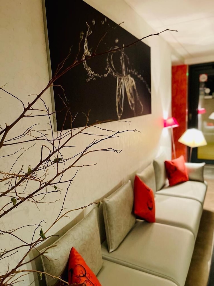 Au Coeur des Bulles — hotel in Bar-Sur-Seine