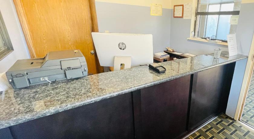 Americas Best Value Inn Jay - photo 7