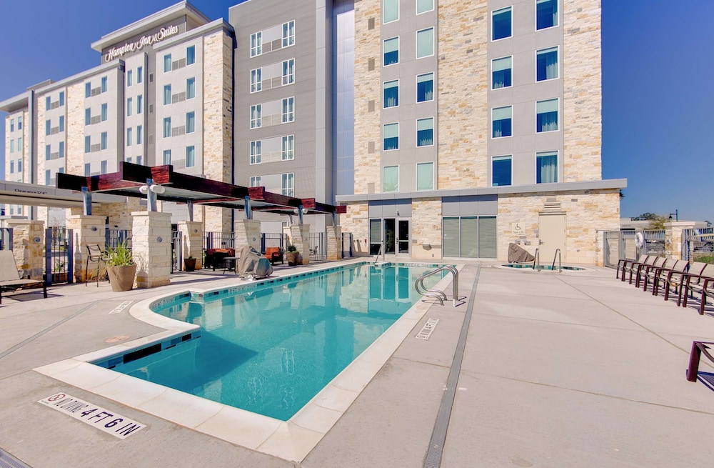 Hampton Inn & Suites North Houston Spring - photo 22