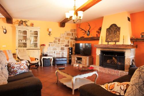 La Cantarilla 258 — hotel in Sotillo Del Rincon